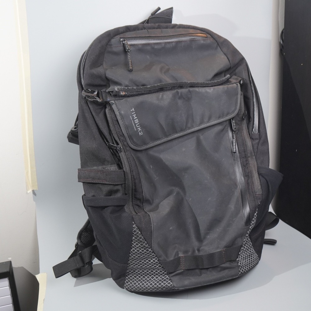 Timbuk2 Especial Medio Cycling Backpack 30 Liter Water‎ Resistant 15" Laptop